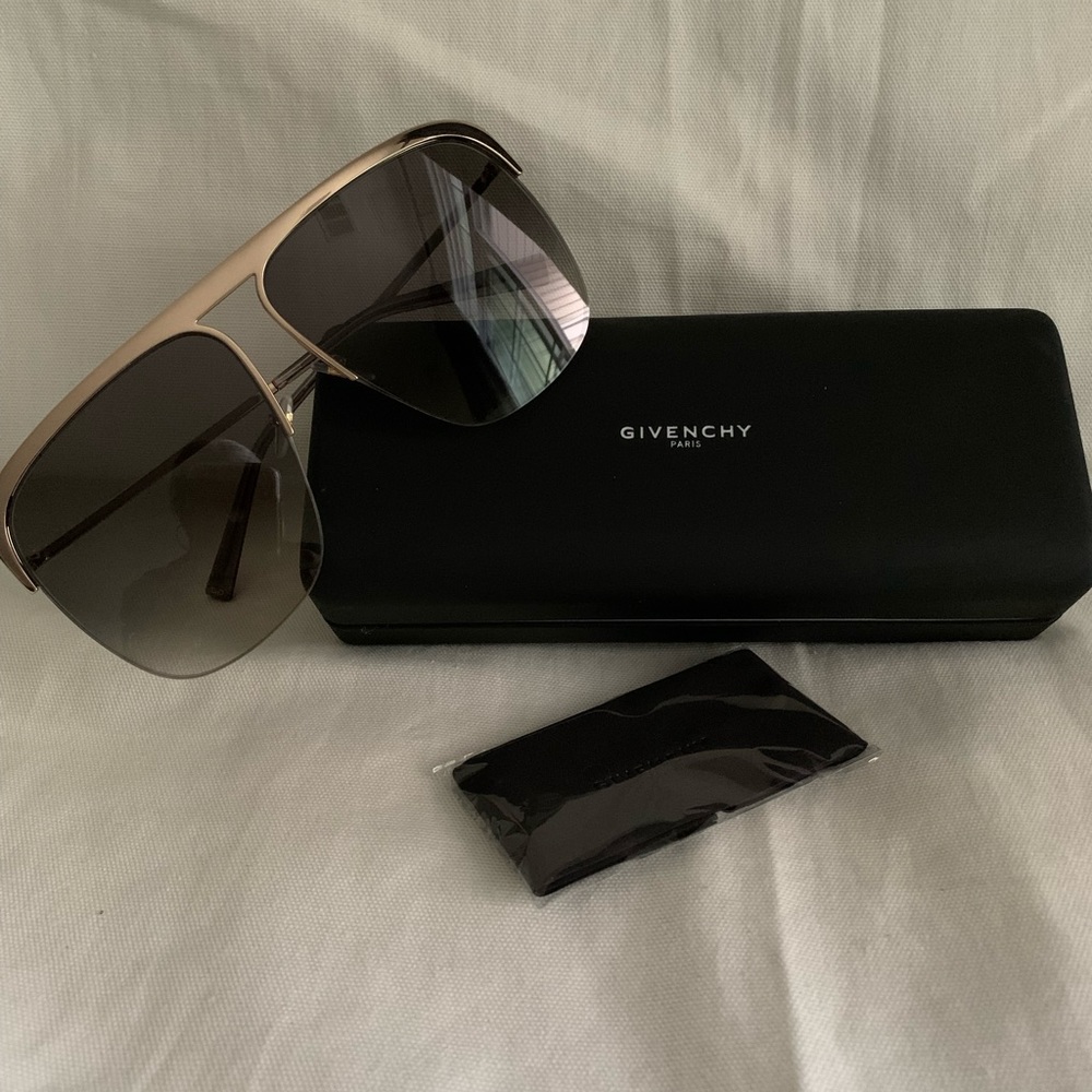 Givenchy oversized gold aviator sunglasses
